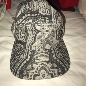 Zanerobe UO SnapBack